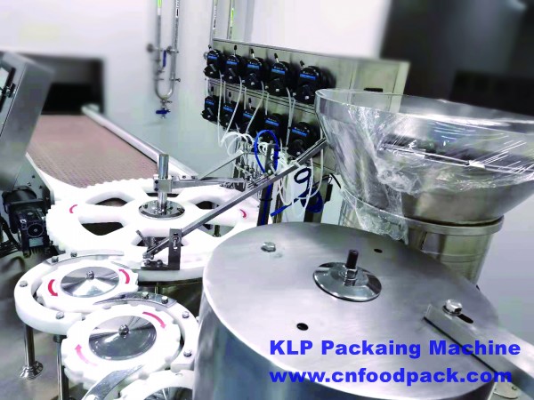 3 in 1 Liquid 5-20ml Bottle Oral Pharmaceutical Liquid Filling Machine Production Line Medical Injection Vial Filling And Capping Machine 